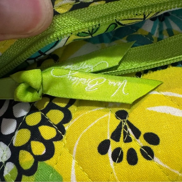 Vera Bradley Retired "Limes Up" Mini Laptop/iPad Hard Case Used Nice Condition - Picture 6 of 16
